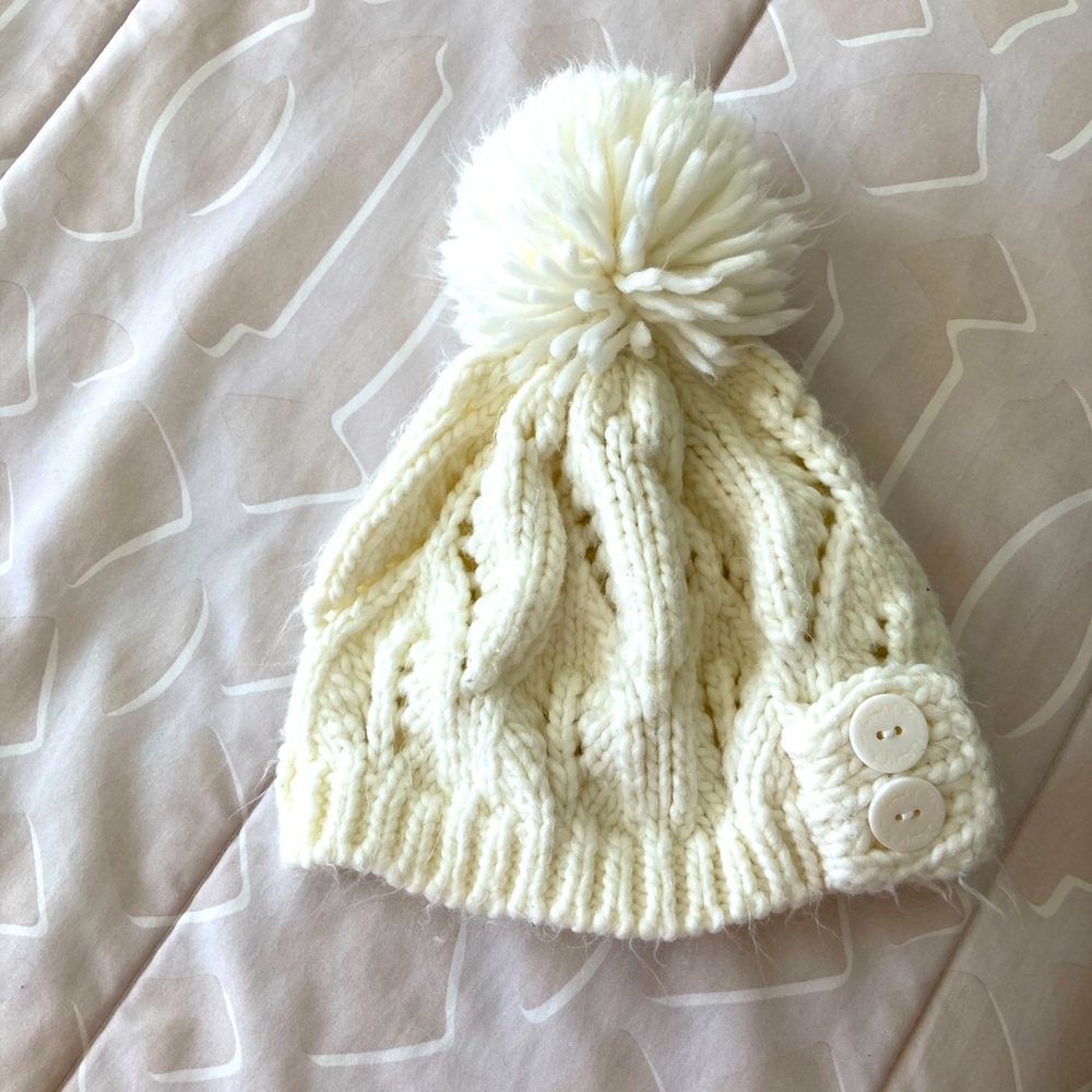 Dakine cream toque, good quality